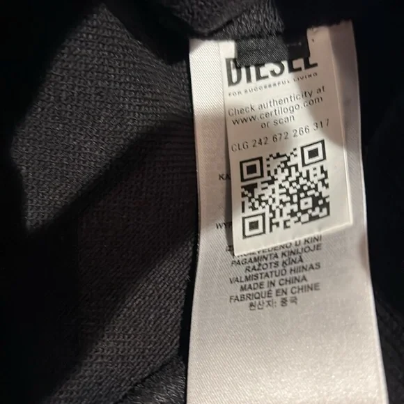 Diesel women sweatshirt hoodie black with oval logo size medium is brand new - Picture 5 of 6